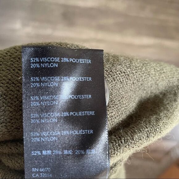 Revolve ANTHROPOLOGIE Margarita tunic Sweater in Green Khaki - Picture 15 of 15